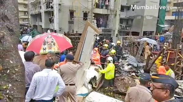 घाटकोपरमध्ये चार्टर्ड विमान कोसळून ५ जणांचा मृत्यू