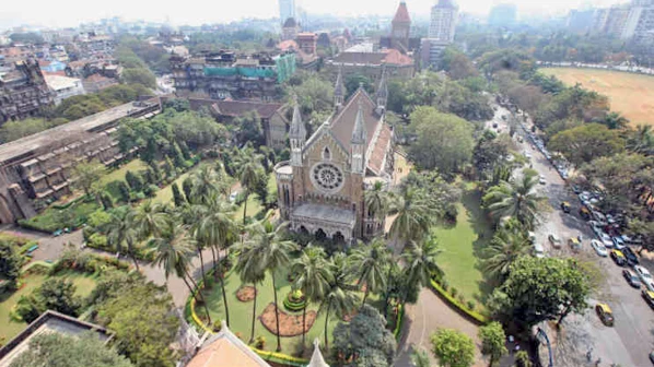 विक्टोरियन गोथिक और आर्ट डेको इमारत यूनेस्को की विश्व धरोहर स्थलों की सूची में शामिल