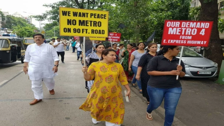 Metro-4 line construction work in dispute; Ghatkopar residents protest
