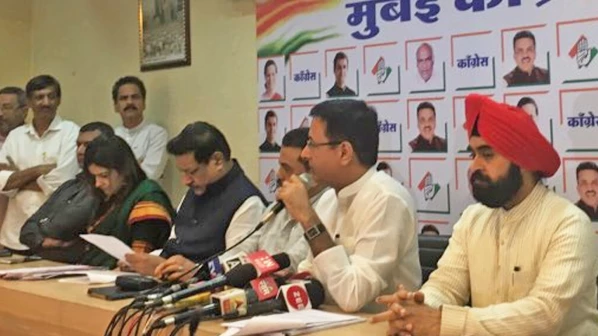 लाड यांनी ठोकला काँग्रेस नेत्यांवर ५०० कोटींचा अब्रुनुकसानीचा दावा