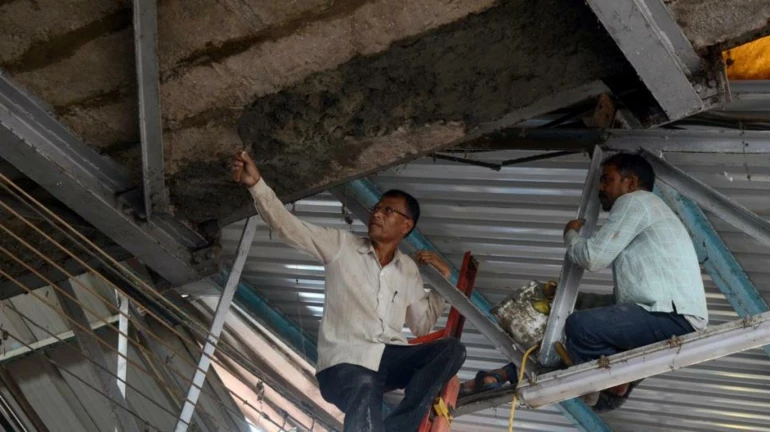 Old FOB repair work at Kalyan railway station underway