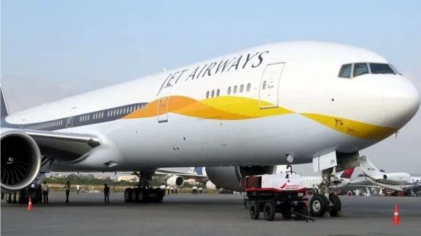 जेट एयरवेज का तोहफा,बारिश के कारण 9 जुलाई को मुंबई आने-जाने वाले मुसाफिर मुफ्त में बदल सकते है अपनी फ्लाइट!