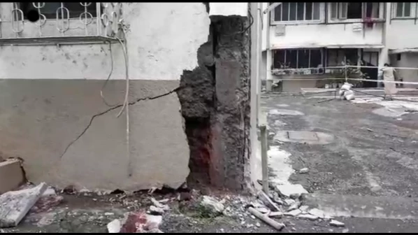 बारिश में हादसे से बचने के लिए , बोरिवली में दो इमारतो को खाली कराया गया!