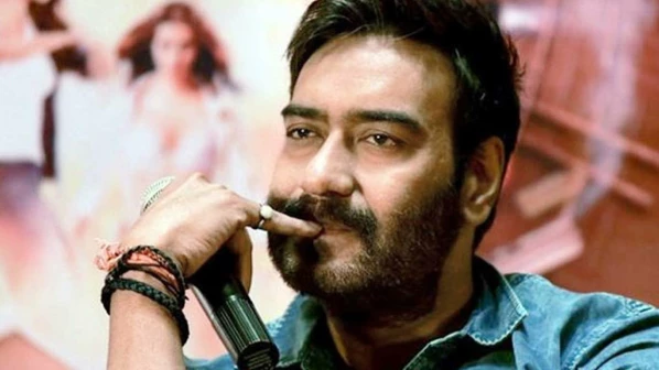 अजय देवगन पर चढ़ा बायोपिक का बुखार, फुटबॉल कोच की भूमिका में आएंगे नजर