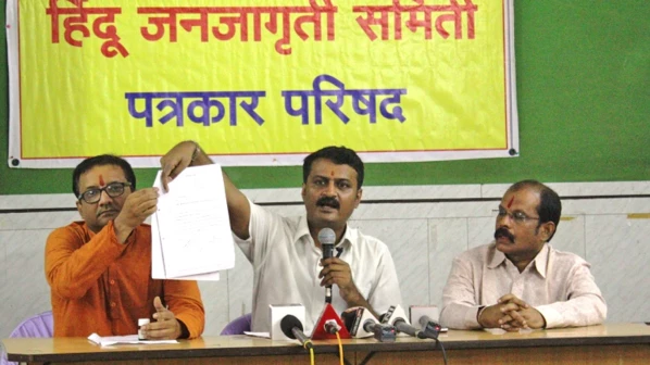 सिद्धिविनायक मंदिरात नोकरभरतीत घोटाळा,  हिंदू जनजागृती समितीचा आरोप