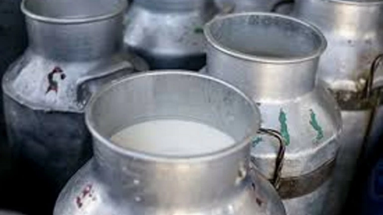 मुंबई में खुला दूध हुआ महंगा!