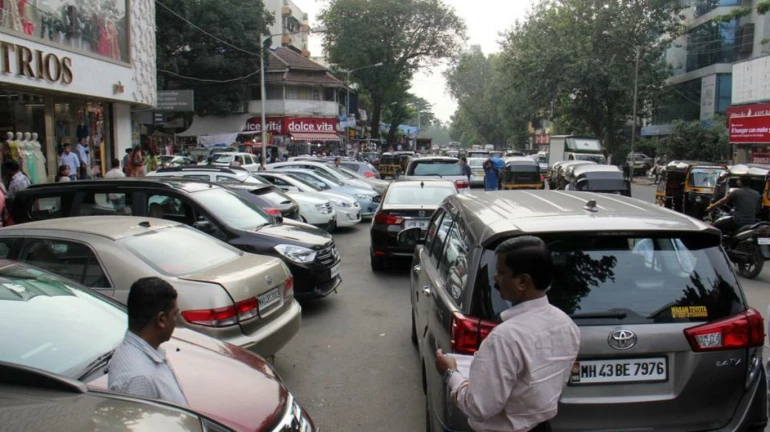 HC directs BMC and the police to act against illegally parked vehicles