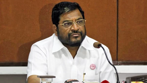 दूध एक्सप्रेस रद्द, मुंबईत येणारं दूध आलंच नाही