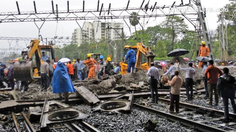 BMC and Railways both responsible for the Andheri Bridge Collapse: Inquiry Report