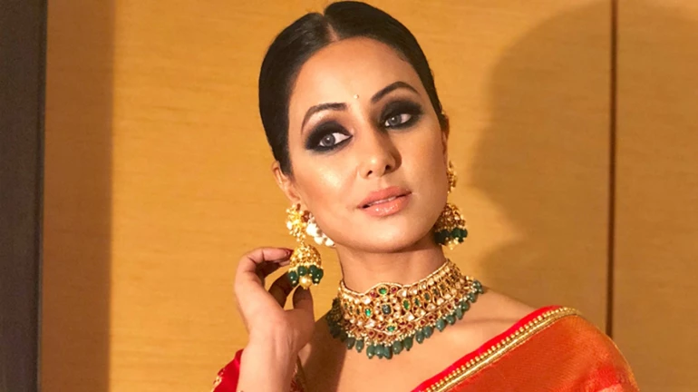 Bigg Boss 11 fame Hina Khan accused of jewellery fraud