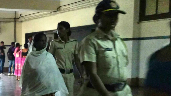 विषबाधा झालेल्या ८२ महिला कैद्यांची प्रकृती स्थिर