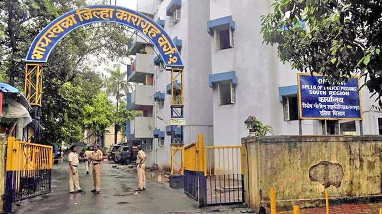 Byculla Jail Food Poisoning case: FDA collect samples of drugs given to the inmates