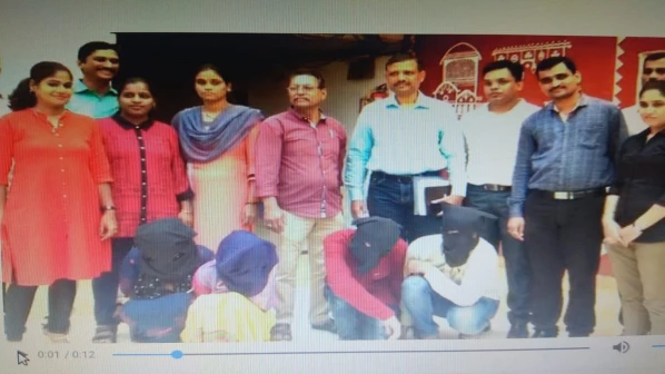 चोरी का बच्चा बेचने वाले गिरोह का हुआ भंडाफोड़, दो महिला सहित 4 गिरफ्तार