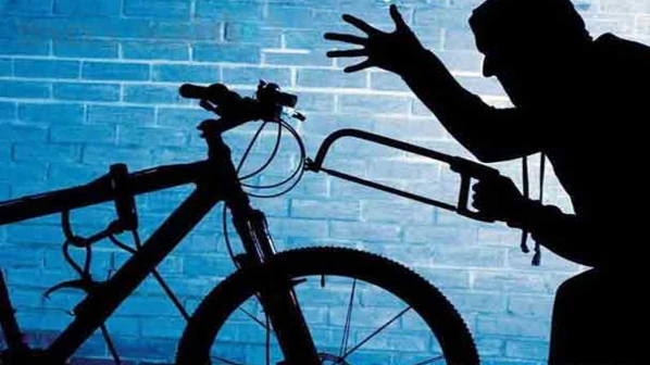 बिल्डिंगों से महंगी साइकिल चुराने वाला हुआ गिरफ्तार