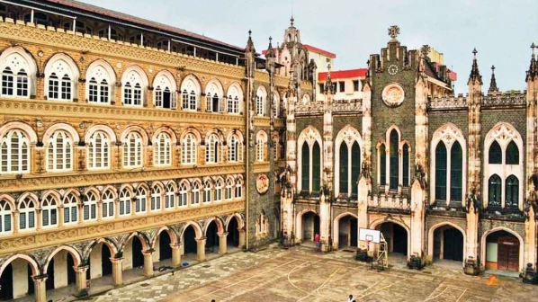 सेंट जेवियर्स में 150 वर्षों में पहली बार गैर-ईसाई प्रिंसिपल !