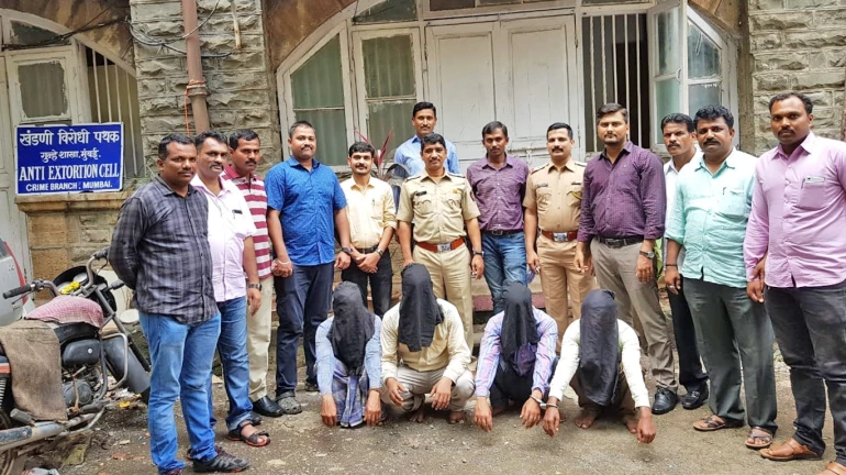 सोलापुर की बैंक में डाला डाका, मुंबई से हुए गिरफ्तार