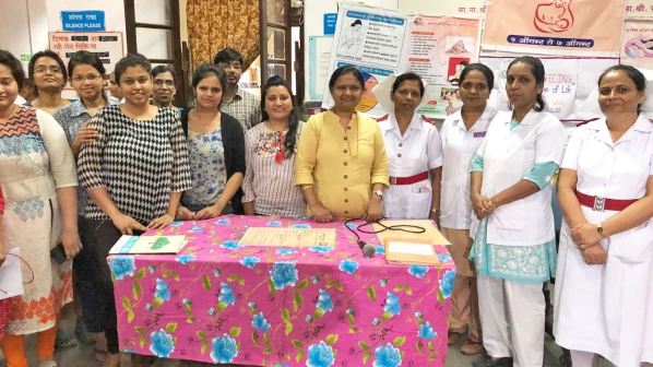 आंतरराष्ट्रीय स्तनपान सप्ताह : कामा रुग्णालयात चित्र प्रदर्शनाचं अायोजन