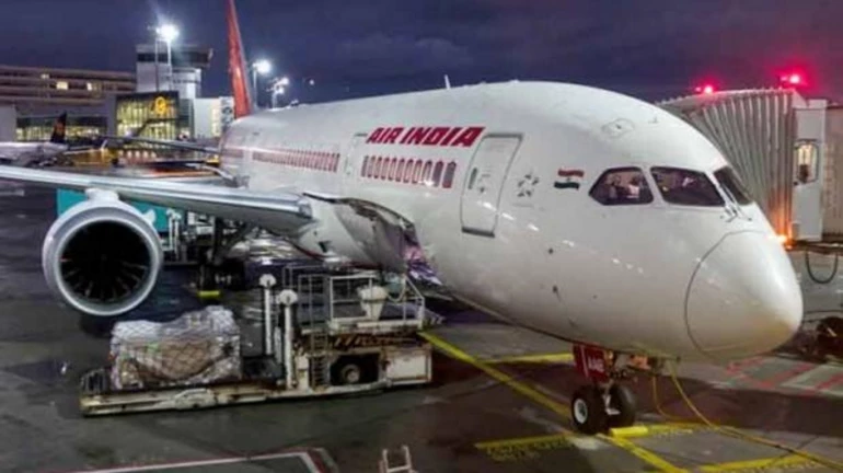 दुबई जाने वाले एयर इंडिया का विमान रात की जगह सुबह में उड़ा!