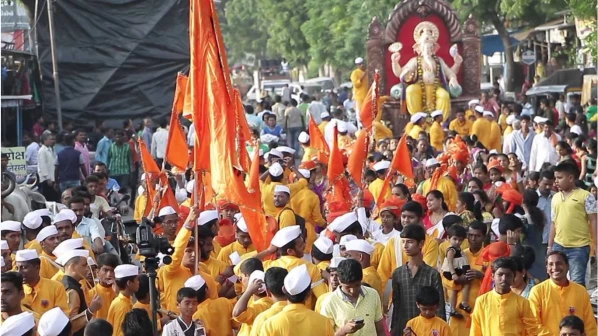 मेट्रो के कार्य के कारण इस साल भी बप्पा का स्वागत में गड्ढो से बढ़ेगी परेशानी!