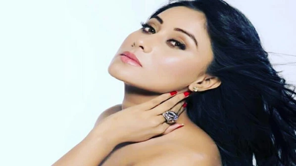 भोजपुरी अभिनेत्रीला धमकावणारा अटकेत