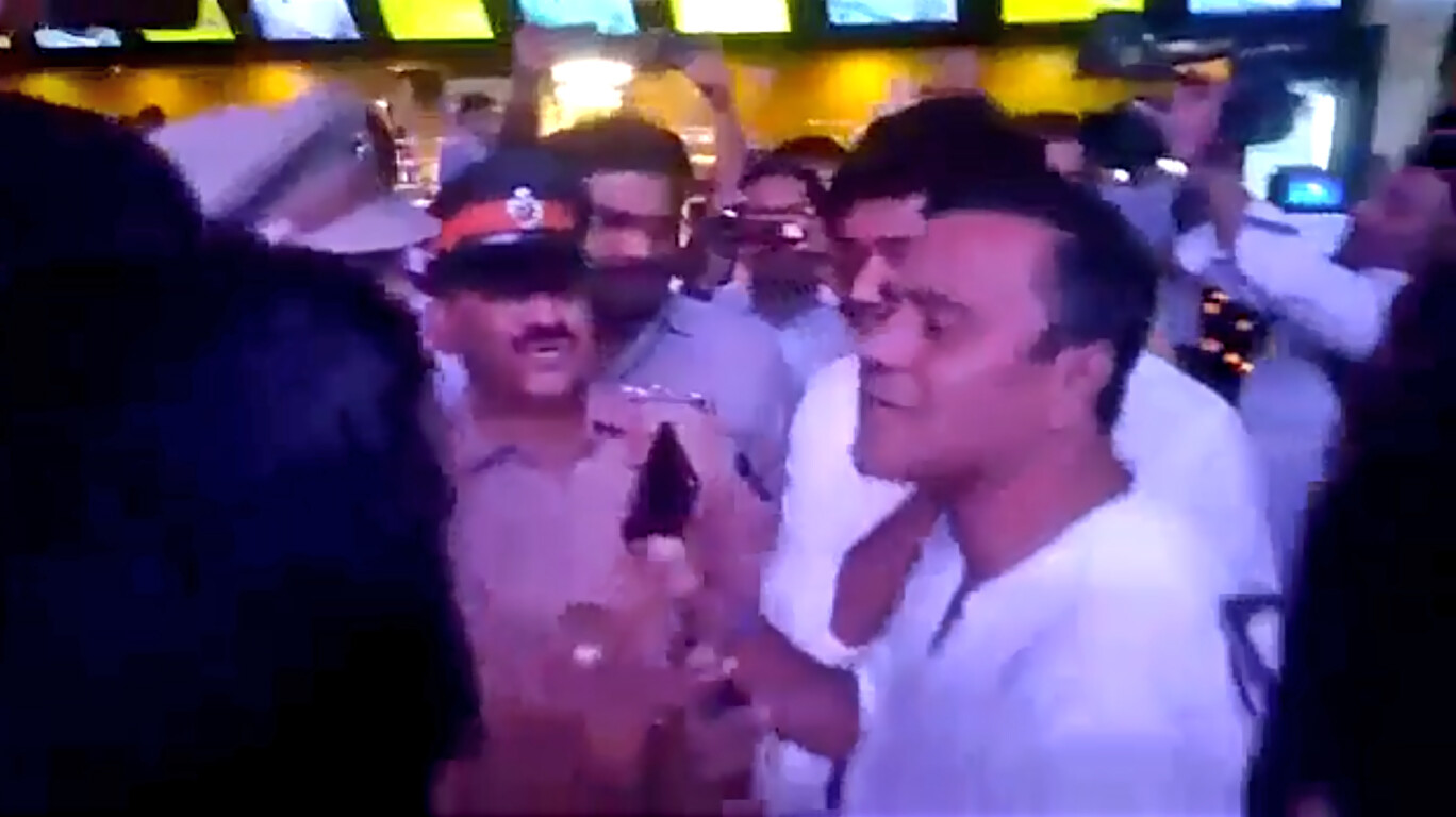 संदीप देशपांडे हल्लाप्रकणातील दोघांना पोलिसांनी घेतले ताब्यात