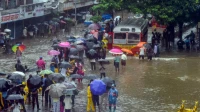 Mumbai, Thane and Palghar on Red Alert; City Records Over 190 mm of rainfall in last 24 hours Mumbai, Thane and Palghar on Red Alert; City Records Over 190 mm of rainfall in last 24 hours