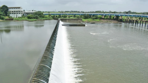 मोटर पंपाची खरेदी इलेक्ट्रिकल्सची संबंध नसलेल्या कंत्राटदाराकडून