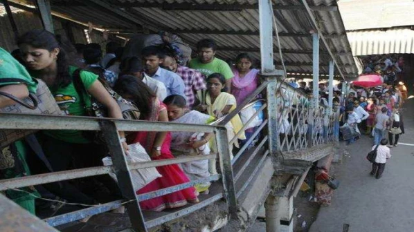 Western Railway to construct new FOB at Lower Parel railway station's North End