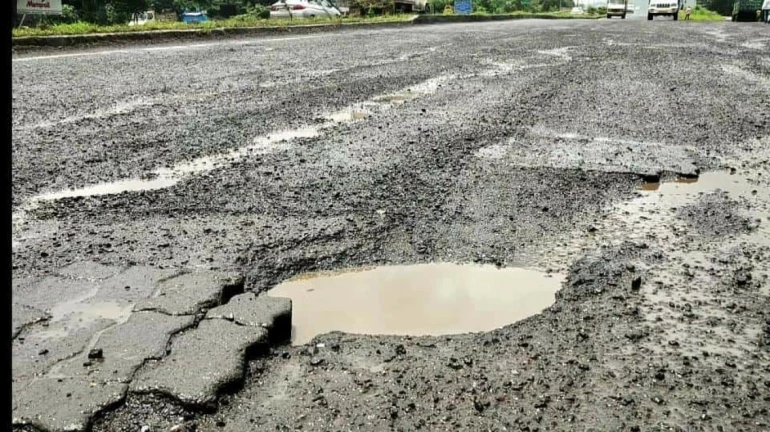 Children die on Mumbai-Nashik highway; family blames potholes but police file a hit & run case
