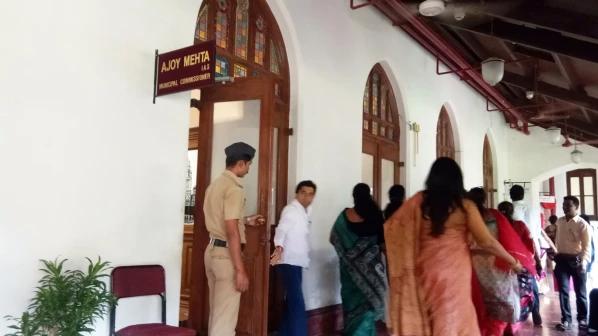 सभागृहापेक्षा भाजपा नगरसेवकांसाठी आयुक्त मोठे