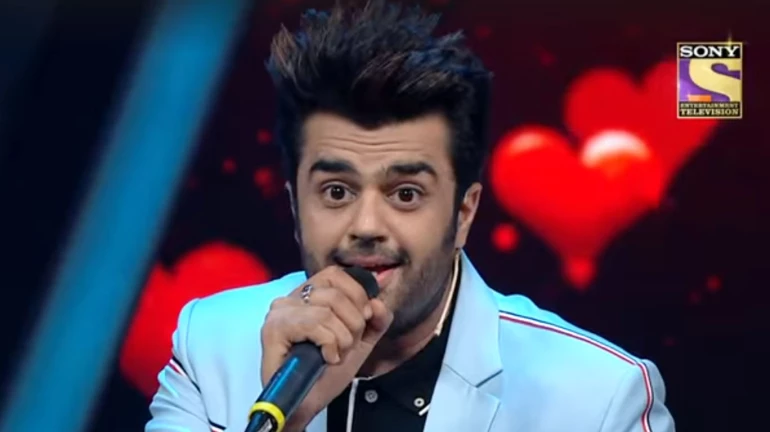 Indian Idol 10: Anu Malik appreciates Maniesh Paul for his mellisonant singing