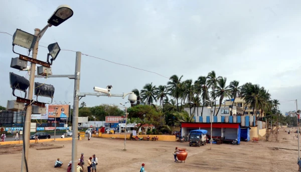 Devotee’s bid goodbye to Bappa  