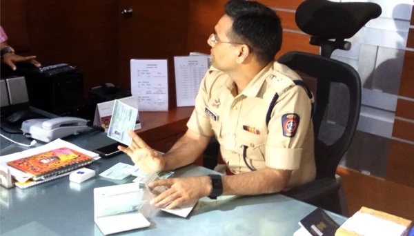 ट्रैवल कंपनी की ठगी ।