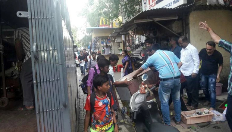 BMC clears off hawkers menace
