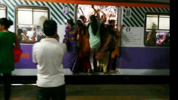 CR dedicates six coaches for women during peak hours