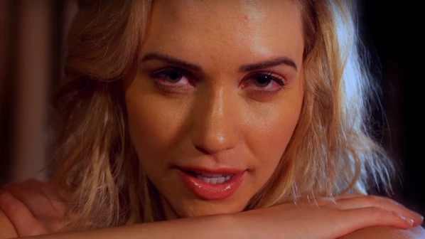 ‘गॉड, सेक्स एंड ट्रुथ’ ट्रेलरः एक और अमेरिकी अडल्ट स्टार की बॉलीवुड में एंट्री!