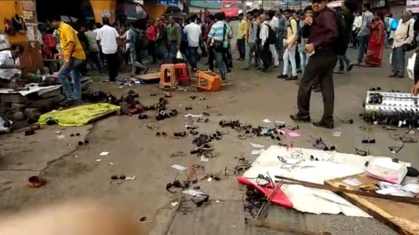 अल्टिमेटम संपलं, मनसेचा पहिला स्ट्राईक कल्याण, ठाण्यातील फेरीवाल्यांवर