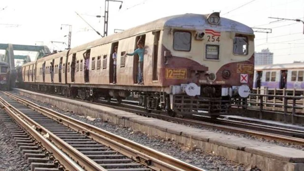 नेरुळ-पनवेल दरम्यान विशेष ट्रॅफिक ब्लॉक