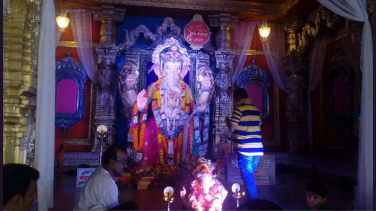 पनवेल - गणेशोत्सव के मद्देनजर नगर निगम ने सड़क की मरम्मत तेज की पनवेल - गणेशोत्सव के मद्देनजर नगर निगम ने सड़क की मरम्मत तेज की