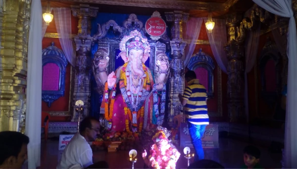 50 साल का हुआ नेहरु नगर सार्वजनिक गणेशोत्स मंडल ! 