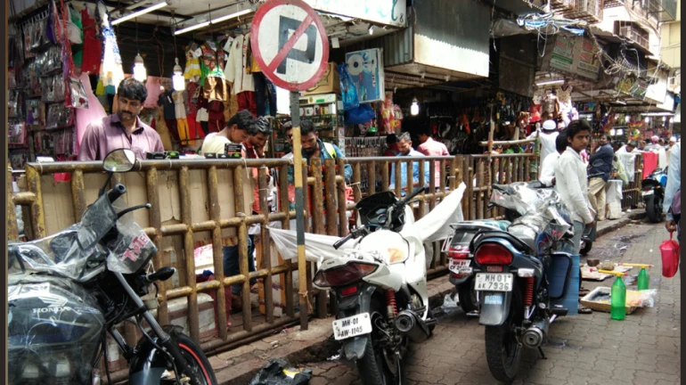 Mumbai Traffic Update: Three-Month Ban On Unauthorized Parking In Malad East Mumbai Traffic Update: Three-Month Ban On Unauthorized Parking In Malad East