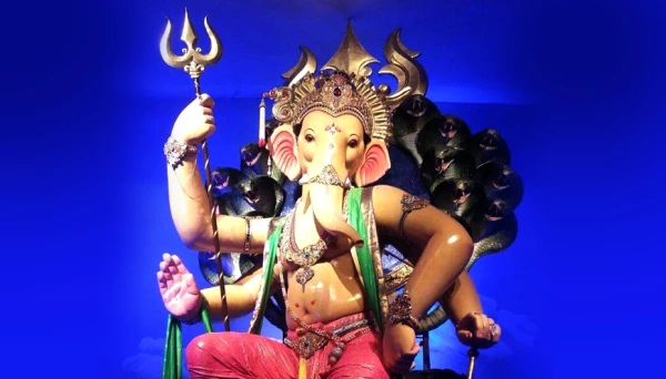 परेल के राजा का सामाजिक संदेश !