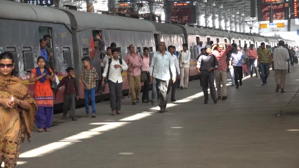 WR collects fine of INR 12.35 crore from ticket-less travellers