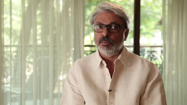 पद्मावती पर उठे विवाद को शांत करने के लिए संजय लीला भंसाली ने जारी किया वीडियो !