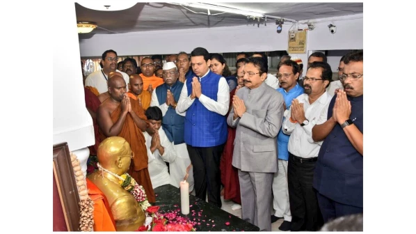 डॉ.बाबासाहेब अांबेडकर के 61 वीं महापरिनिर्वाण दिवस पर पीएम ,सीएम ने दी श्रद्धांजली