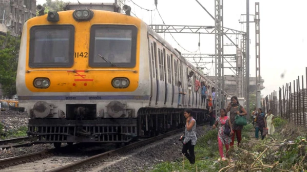 'नो ओव्हरटाईम', मध्य रेल्वेच्या मोटरमन्सचं रविवारपासून आंदोलन