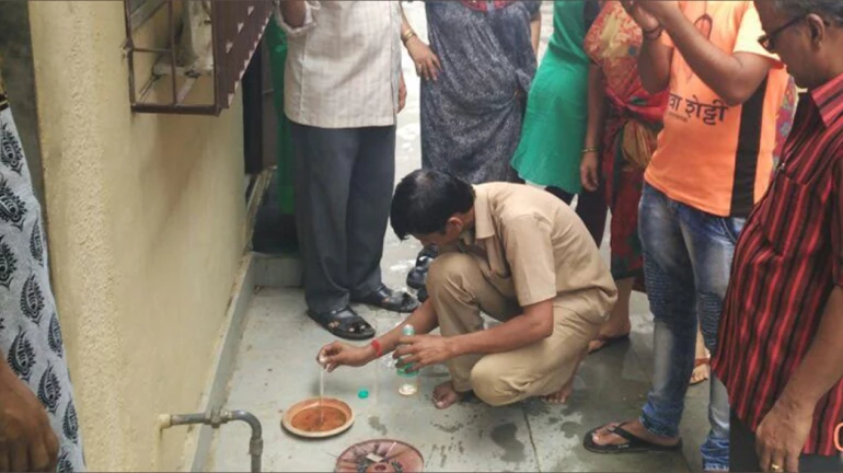 मुंबई - बीएमसी ने नष्ट किए डेंगू और मलेरिया मच्छरों के 1 लाख 6 हजार 898 प्रजनन स्थलों मुंबई - बीएमसी ने नष्ट किए डेंगू और मलेरिया मच्छरों के 1 लाख 6 हजार 898 प्रजनन स्थलों