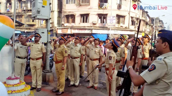 वीपी रोड पुलिस स्टेशन में मनाया गया गणतंत्र दिवस
