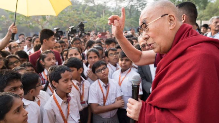 Dalai Lama visits K.J. Somaiya Campus; delivers a talk on contemporary India