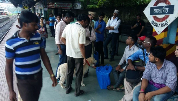 रेल्वे स्थानकांवर 'अलर्ट'